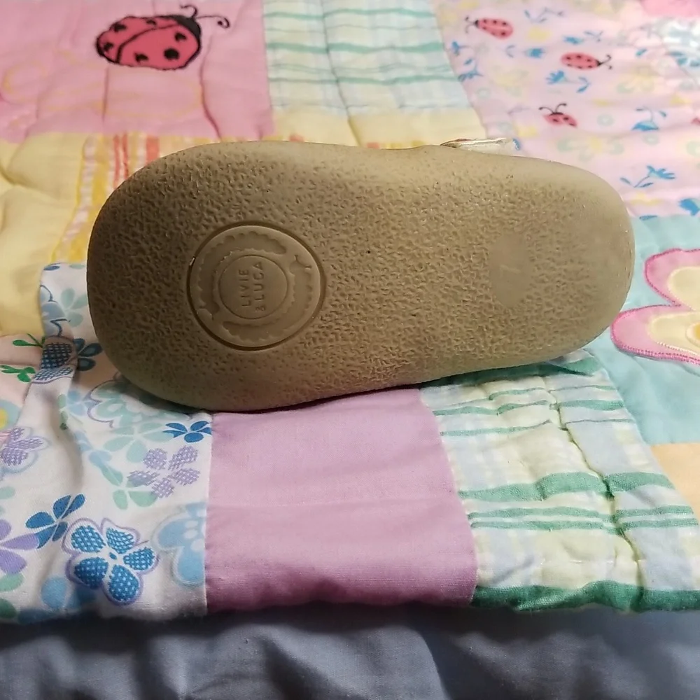 Livie & Luca Gold Metallic Leather  Pio Pio Mary Jane with Purple Bird Size 7 - Picture 5 of 8